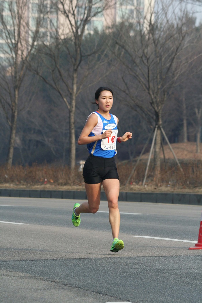 [경기국제하프마라톤] 염고은 사진