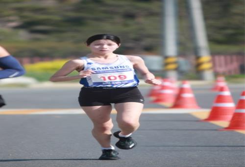 지희원, 군산새만금마라톤대회 여자부 7위