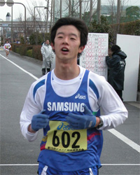 국제대회에 출전 두 번째만에 우승해 정말 기분이 최고였습니다. 지금껏 느껴 본 기분 중 최고였습니다. 우승 후 집에서도 많은 축하와 격려를 받았고 무엇 보다도 부모님과 할머니가 기뻐하는 모습이 더욱 좋았습니다. 그러나 한편으로는 같이 출전했던 황상엄선수에게 너무나 미안한 마음이 들었습니다. 처음에는 팀 동료인 상엄이가 1위로 골인했는데 경기 후 파울로 인한 실격으로 2위로 들어 온 제가 우승을 하게 되었습니다. 관련사진